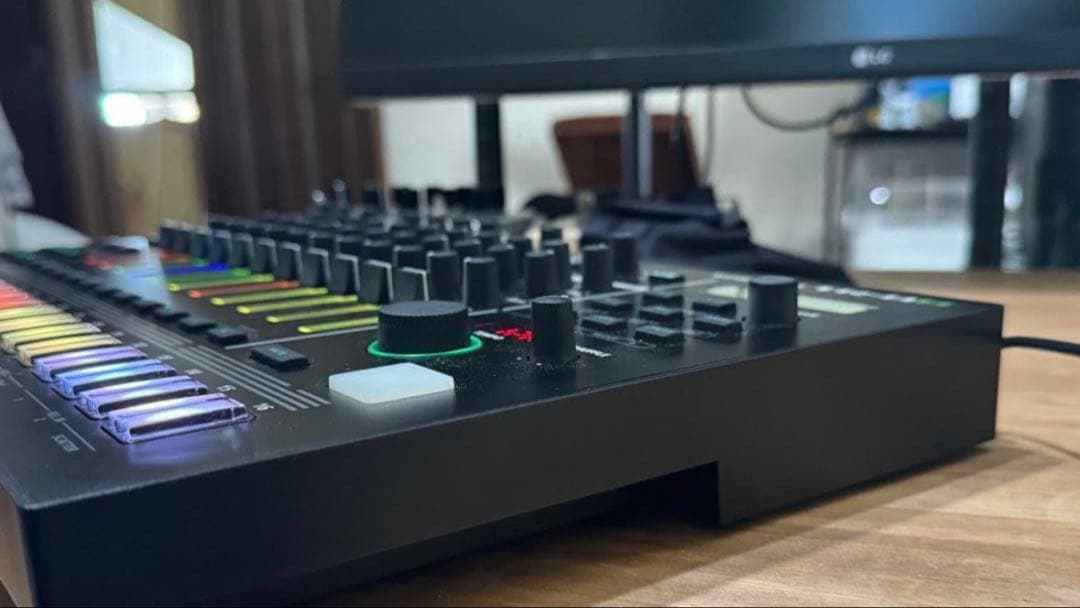 Roland　AIRA series TR-8S tr8s