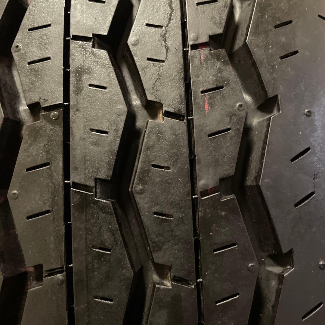 ハイエース純正タイヤ新車外し　195/80/R15LTブリヂストン４本セット