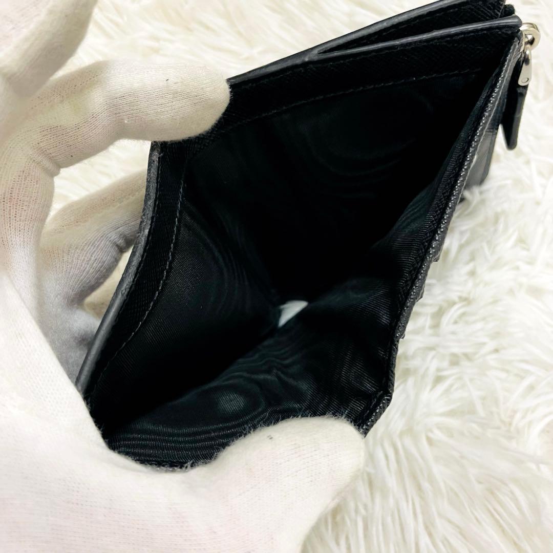 極美✨PRADA 二つ折り財布 サフィアーノレザー 三角ロゴ ブラック
