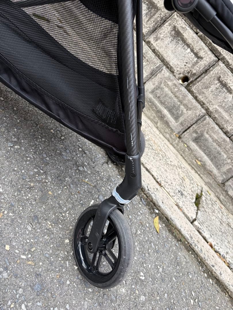 サイベックス　cybex ベビーカー　メリオカーボン　2024