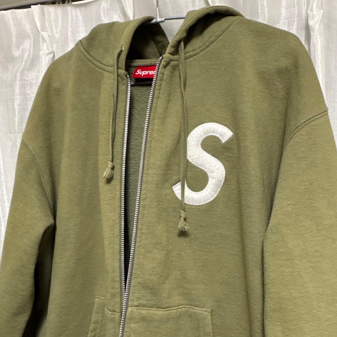 supreme sロゴ　ジップアップフーディー