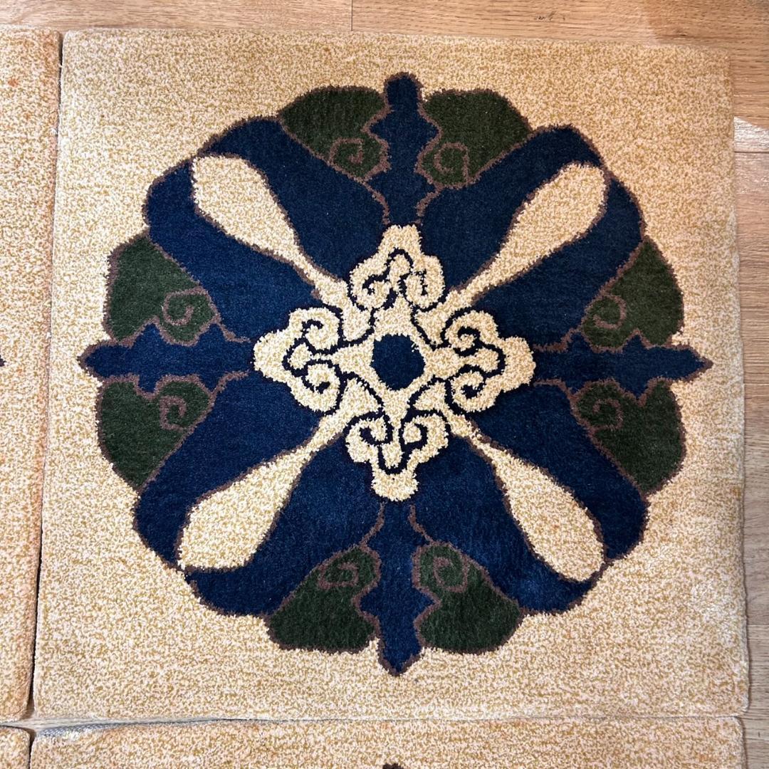 新鍋島 段通 吉島敷物 50×50cm 4枚セット 絨毯 タイル 座布 美品