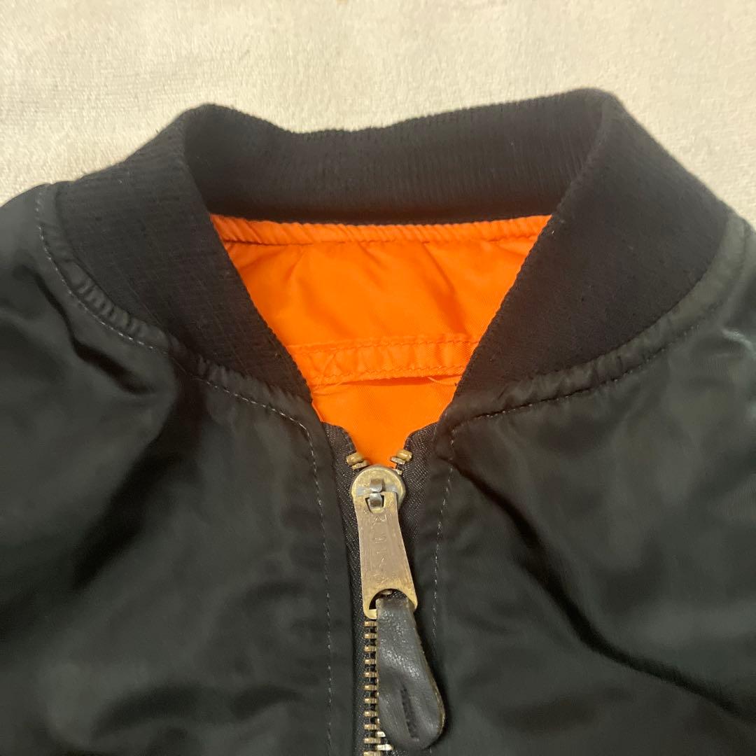 j24)ALPHAINDUSTRIES MA−1中綿入りリバーシブルブルゾン