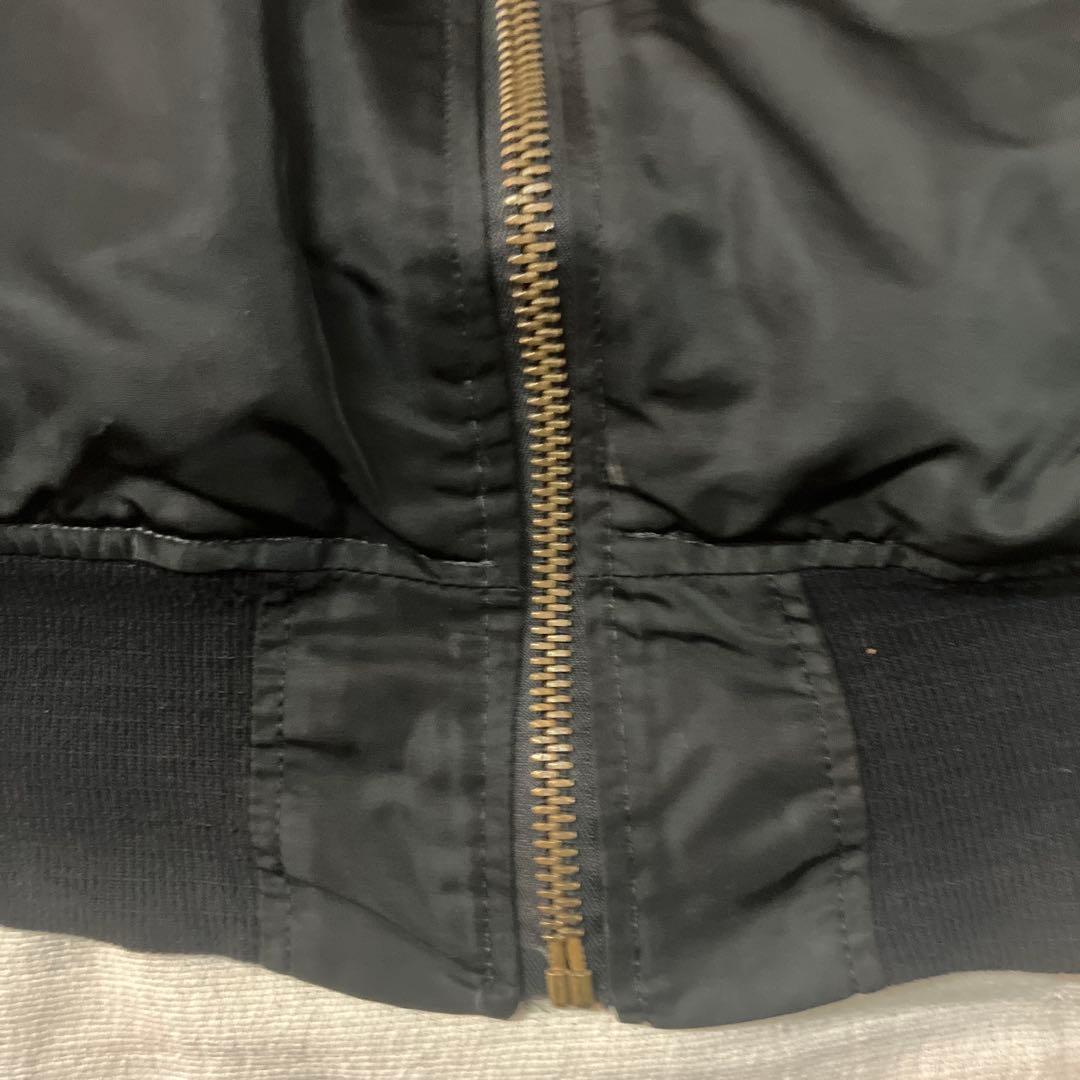 j24)ALPHAINDUSTRIES MA−1中綿入りリバーシブルブルゾン