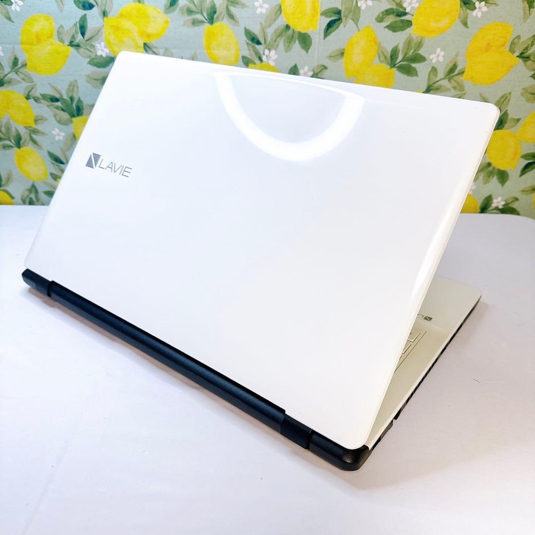 薄型ホワイトが可愛い❤️大人気❤️Windows11、面倒な設定済み、すぐ使えます❣️