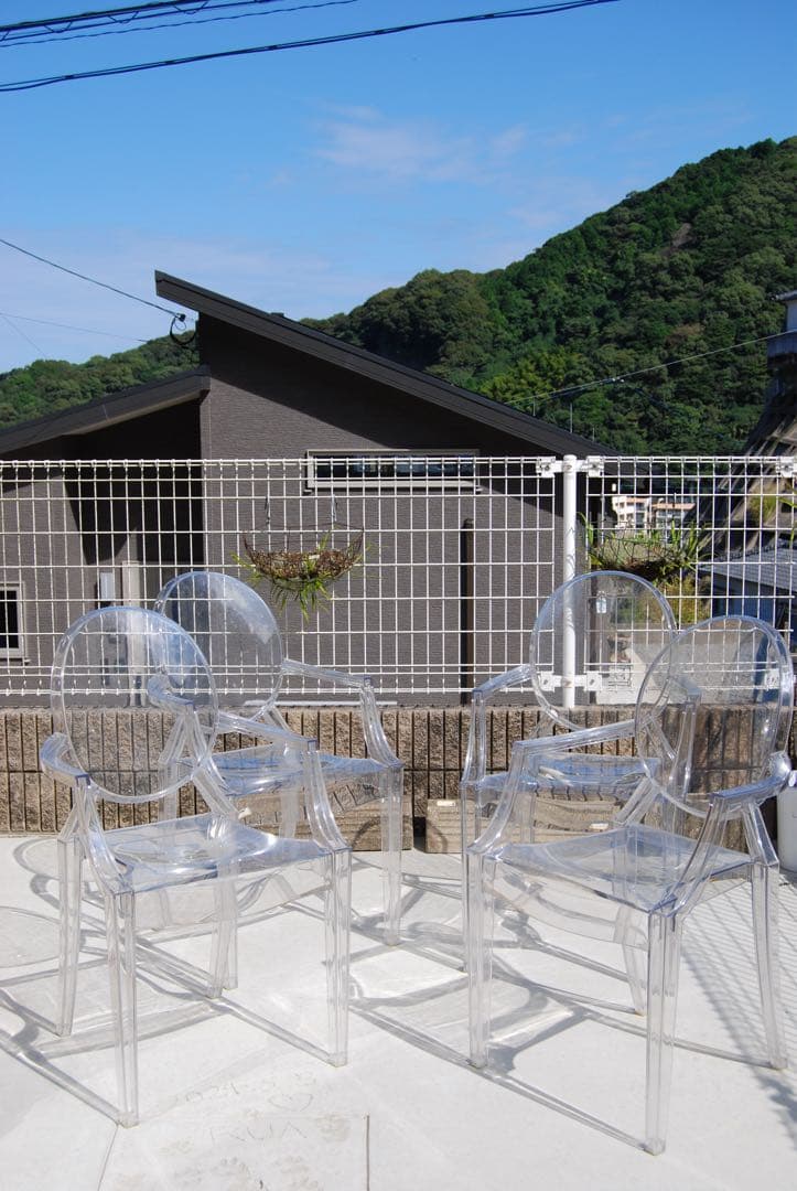 kartell LOUIS GHOST 透明アクリルダイニングチェア