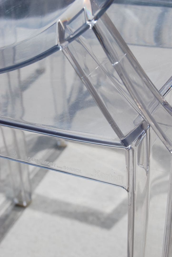 kartell LOUIS GHOST 透明アクリルダイニングチェア