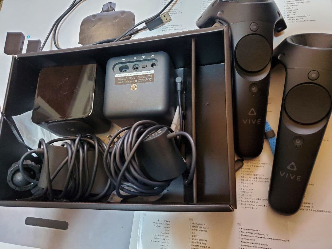 HTC VIVE 初代フルセット【黒箱/動作確認済】