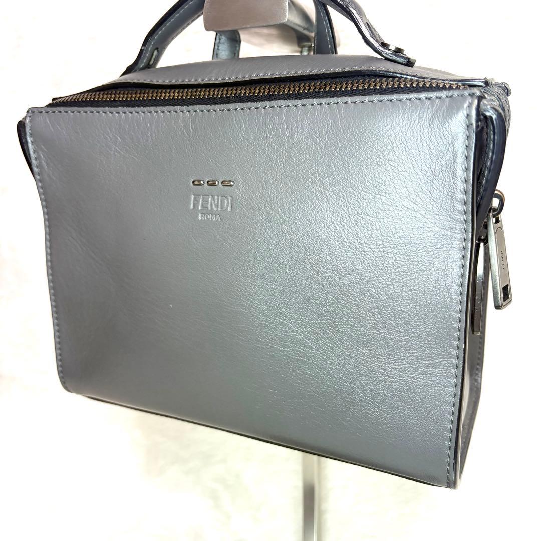 FENDI fendi フェンディ ミニメッセンジャーバッグ ハンドバッグ