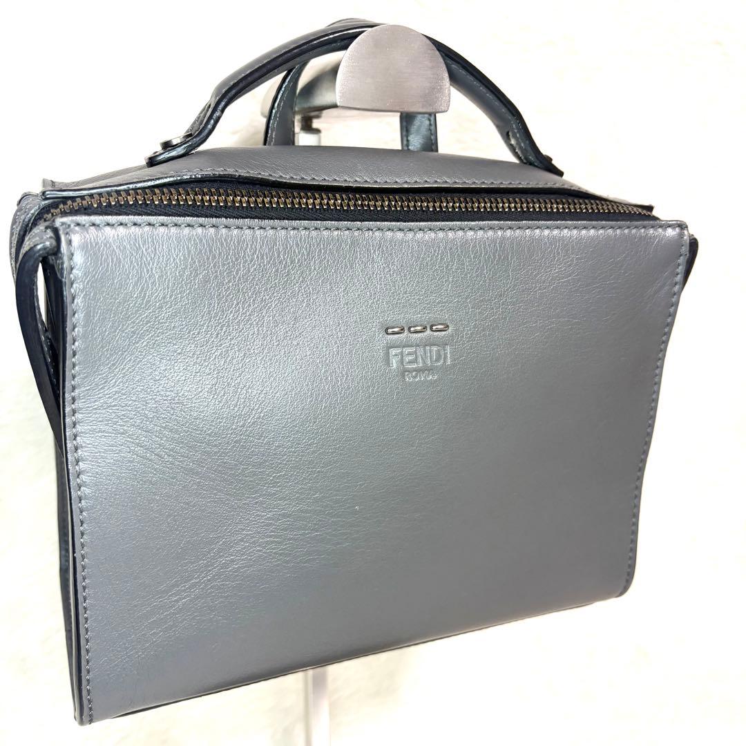 FENDI fendi フェンディ ミニメッセンジャーバッグ ハンドバッグ