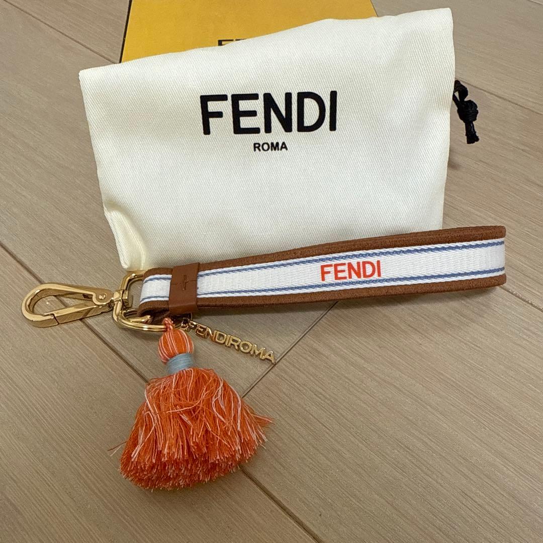 FENDI タッセルキーホルダー　未使用品