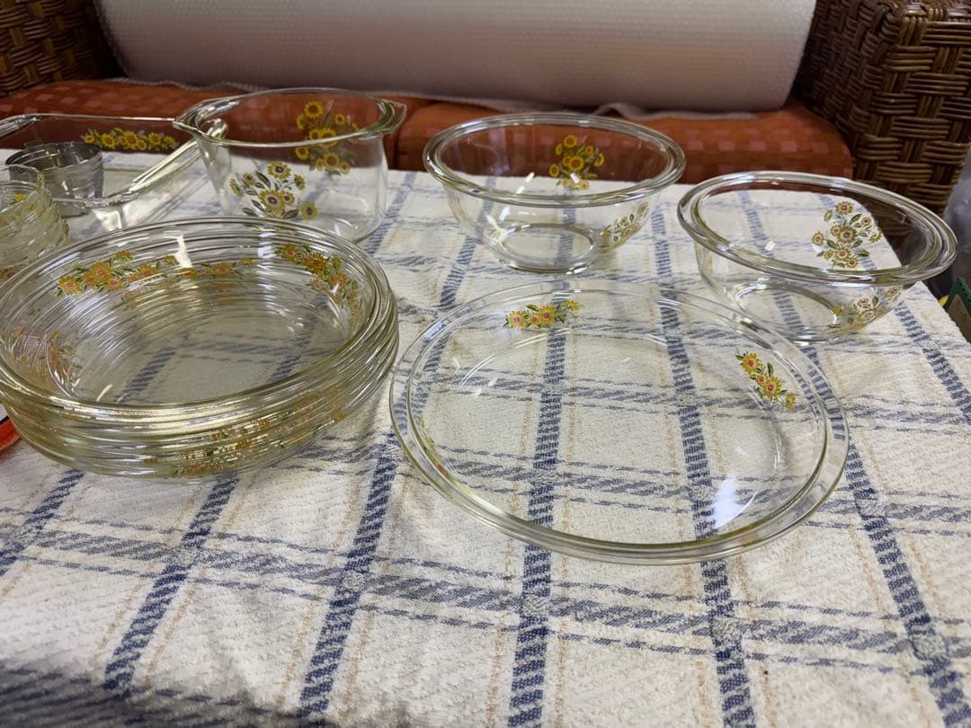 PYREX 耐熱ガラス　小皿　中皿　大皿　ボウル　パイ皿　食器　セット売り