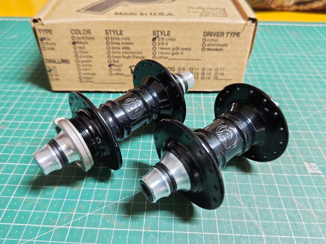 プロファイルレーシング　FIXEDハブ