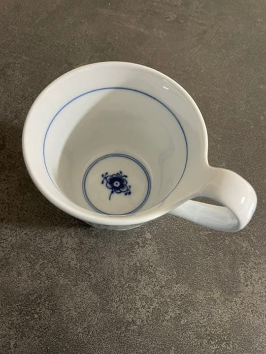 ロイヤルコペンハーゲン　ブルーフルーテッドプレイン