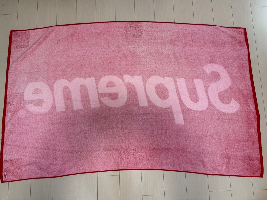 supreme ビーチタオル　大判