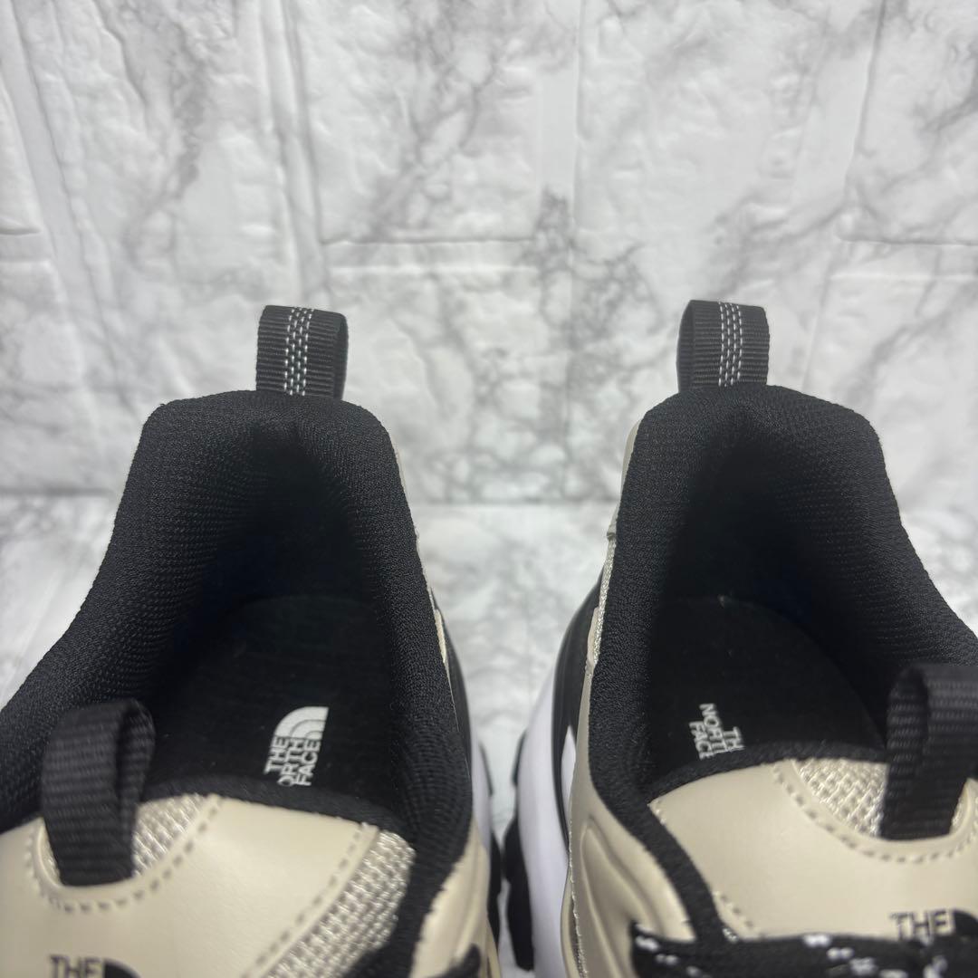 【未使用級】THE NORTH FACE HEXA V2 スニーカー 24.5㎝