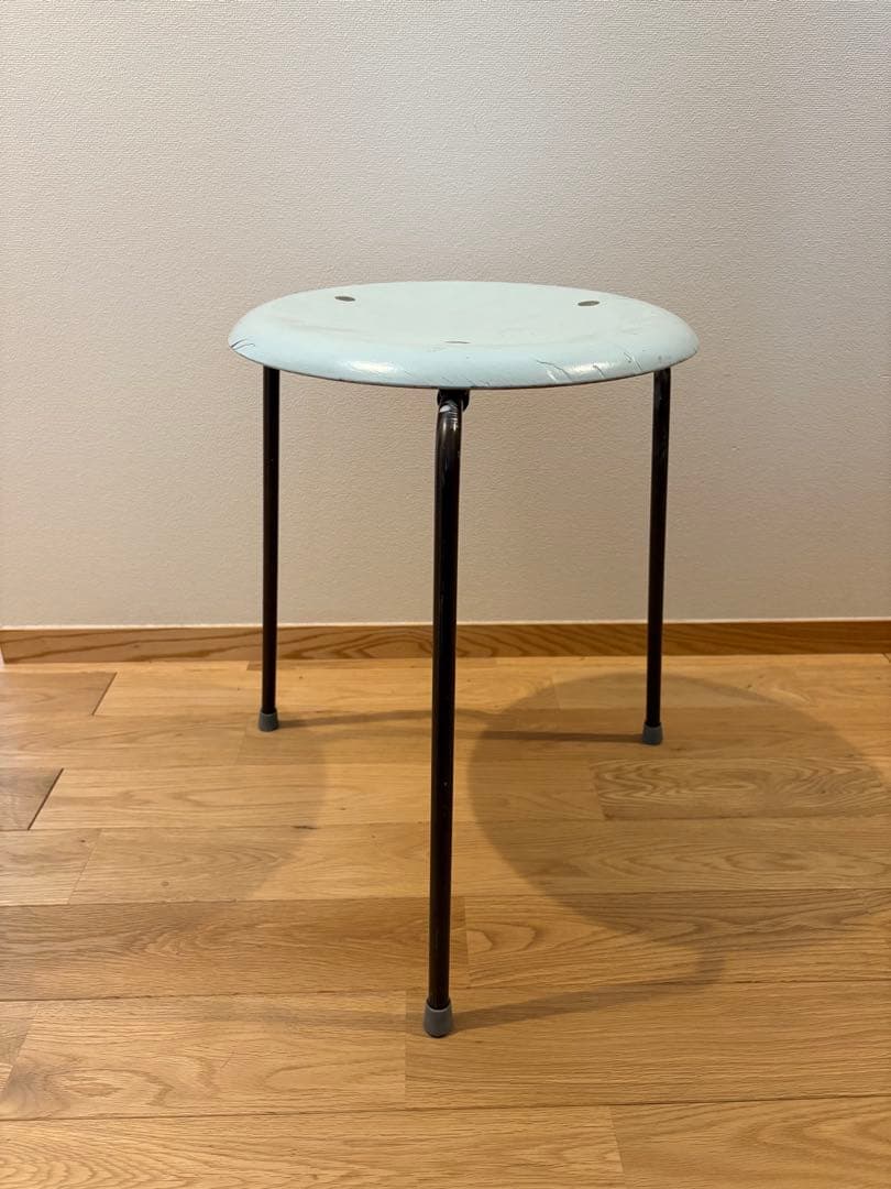 希少　Fritz Hansen(フリッツ ハンセン)社　ドットスツール　3本脚