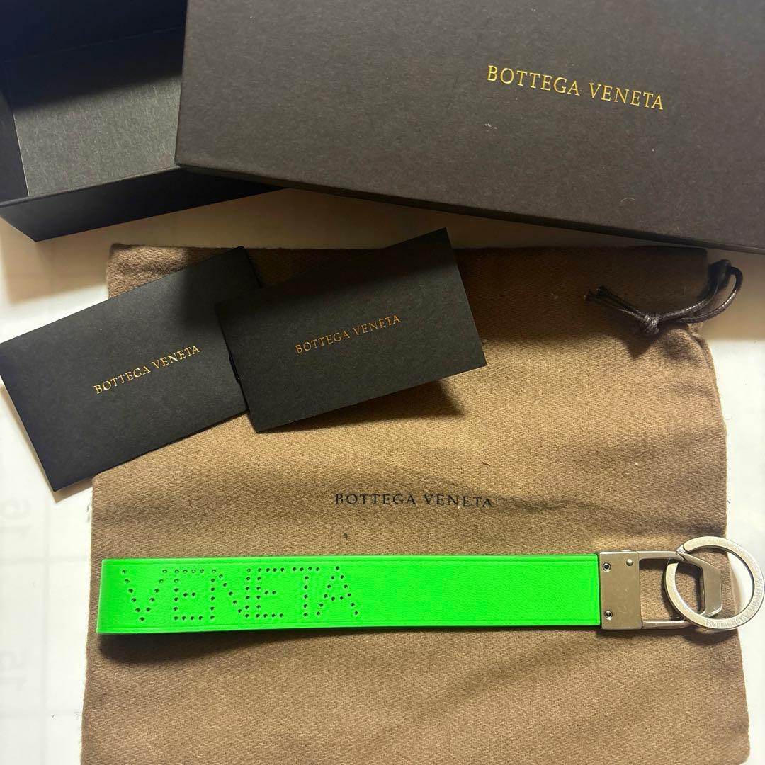 限定値下げ 新品 BOTTEGA VENETA ストラップ バックチャーム