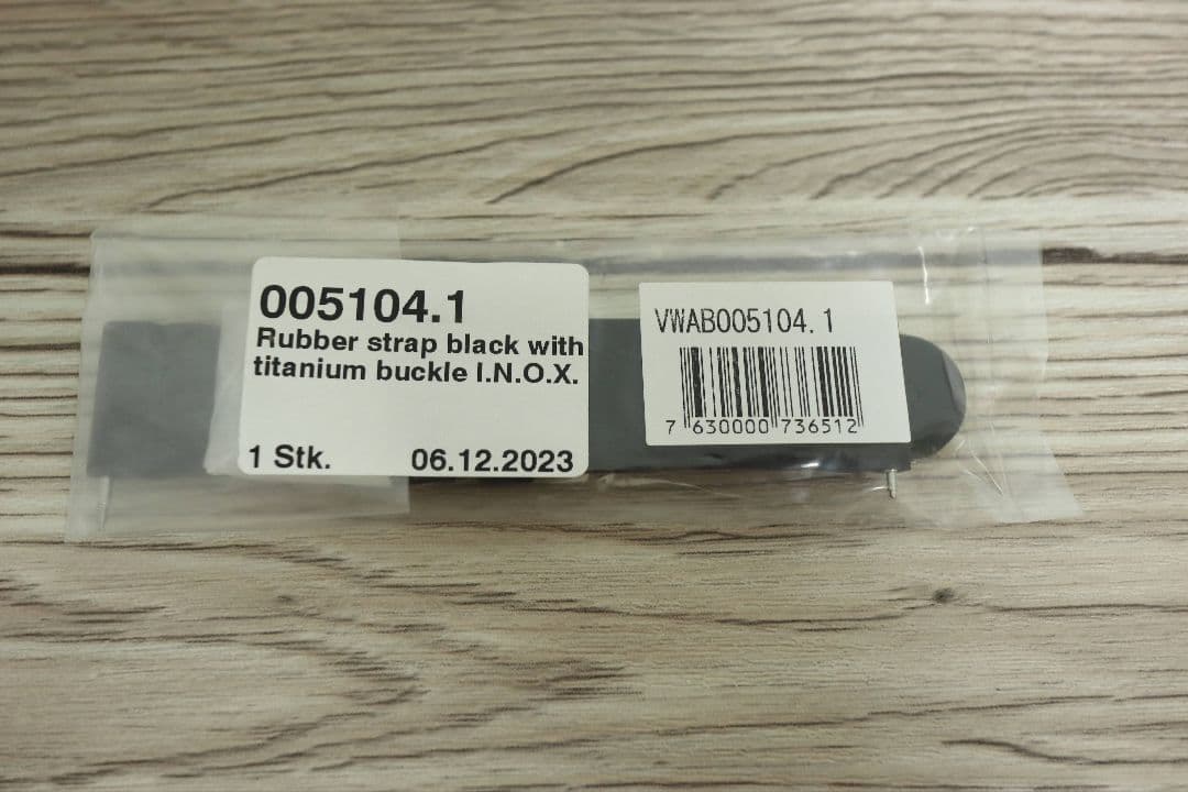 INOX VICTORINOX 時計 腕時計 替えベルト（ブラック)