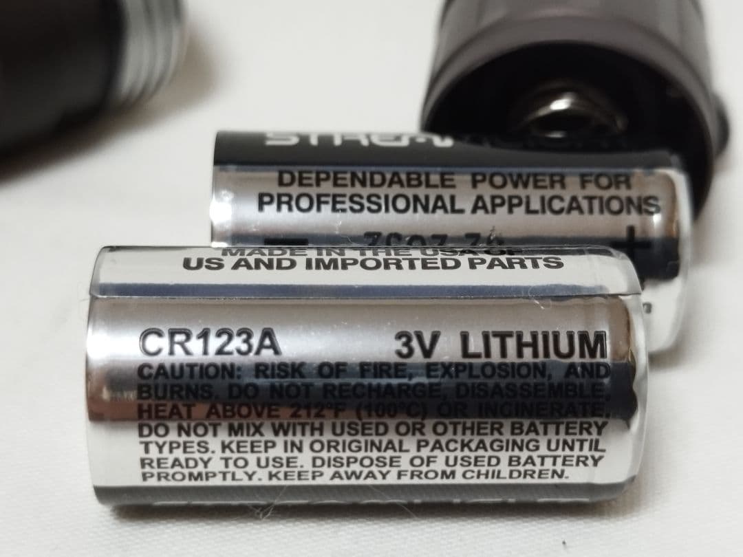 (J-30)SURE-FIRE LX2 LUMAMAXフラッシュライト　ユーズド
