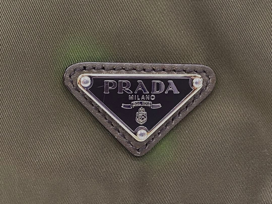 PRADA プラダ ブラウン メッセンジャーバッグ メンズバッグ