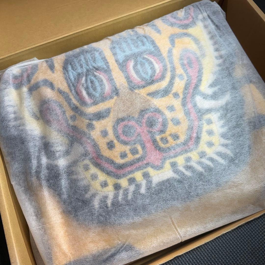 チベタンタイガーラグ　Lサイズ　ウール　slowtiger