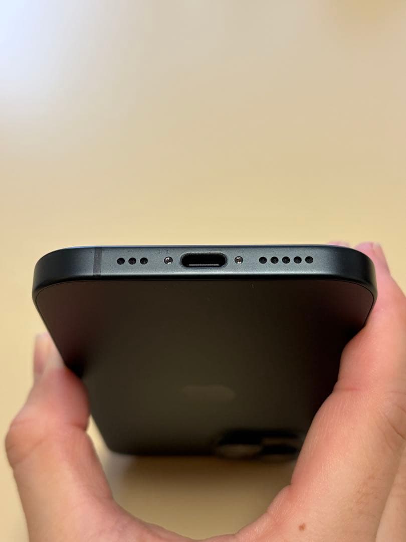 iPhone15 128GB ブラック バッテリー90％