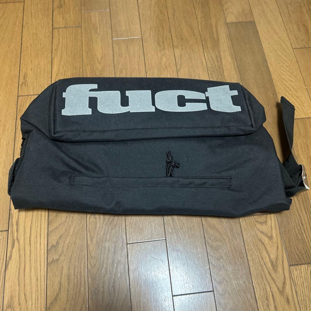 FUCT SSDD メッセンジャーバック