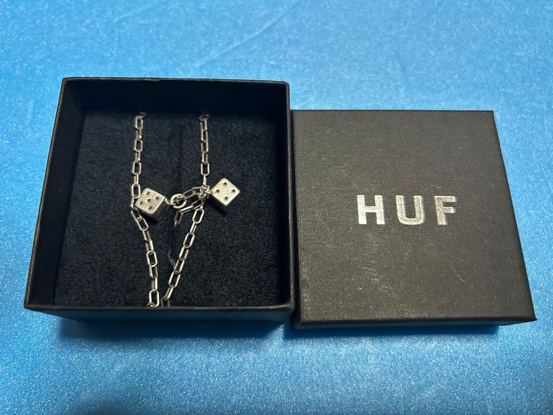 HUF サイコロモチーフ ネックレス