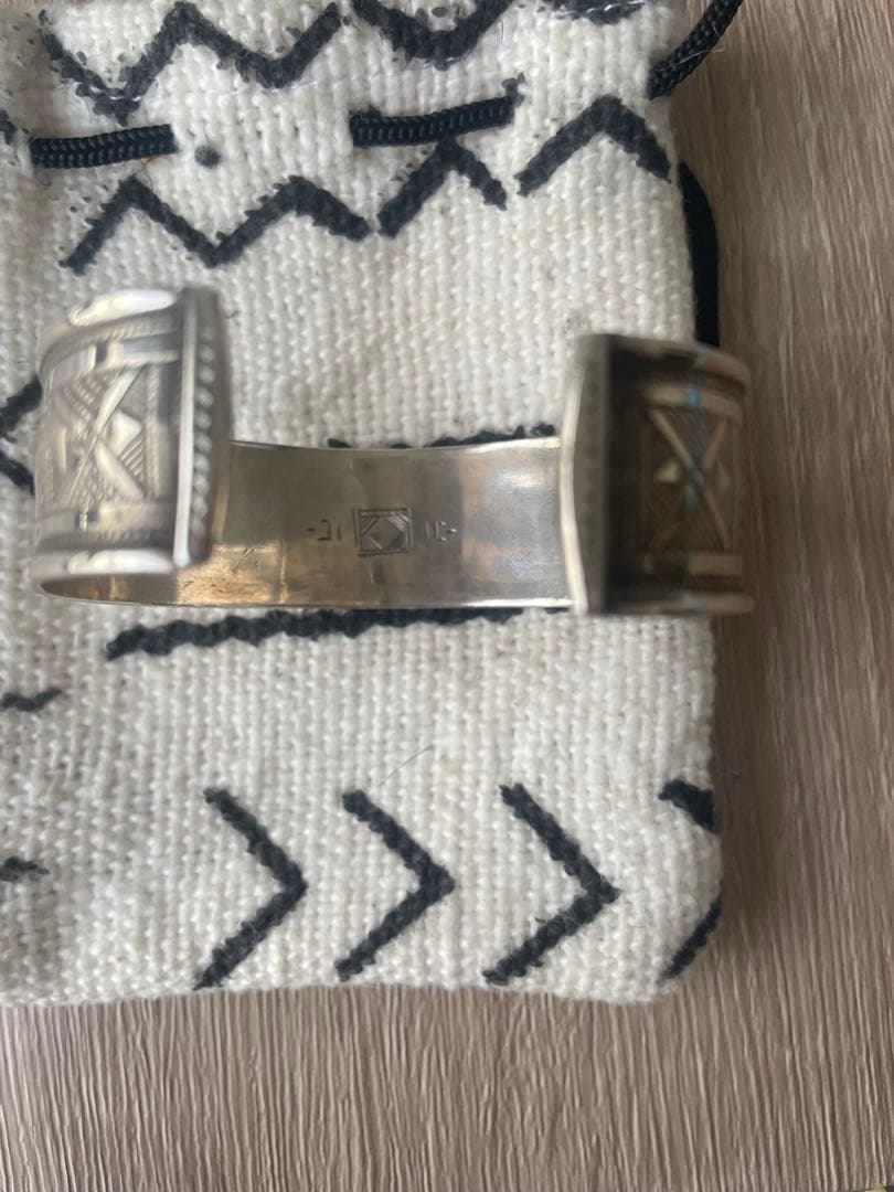 トゥアレグシルバー　Adawat'n Tuareg バングル　メンズ　美品