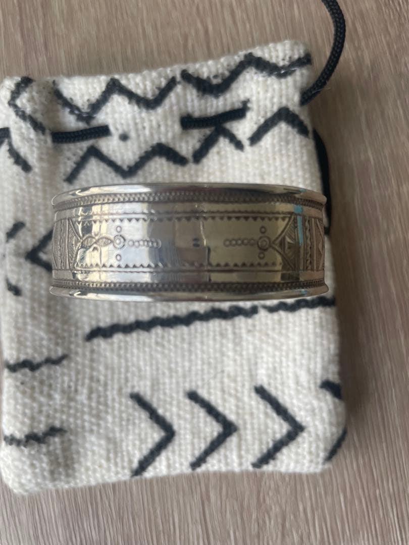 トゥアレグシルバー　Adawat'n Tuareg バングル　メンズ　美品