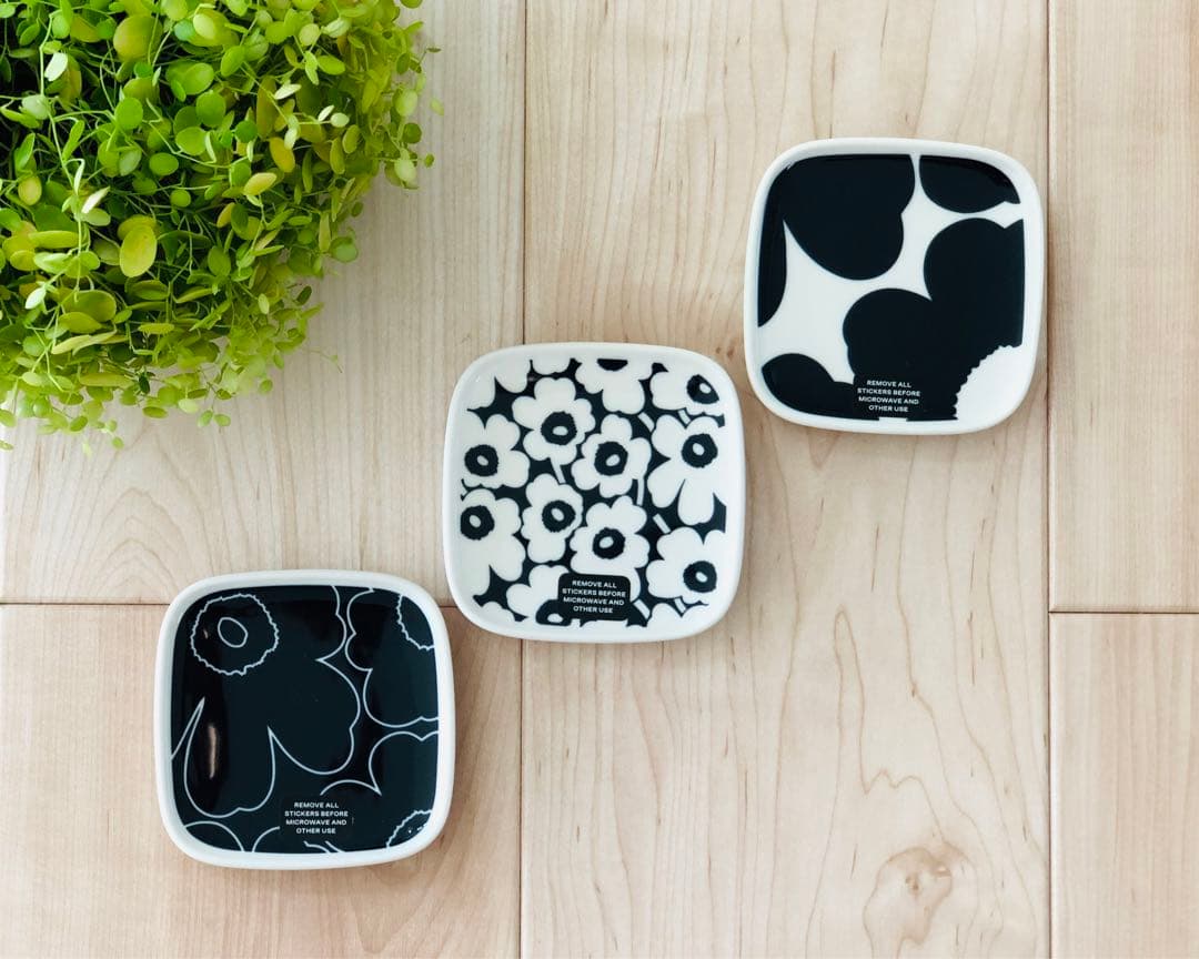 Marimekko unikko　ウニッコプレート　3枚セット