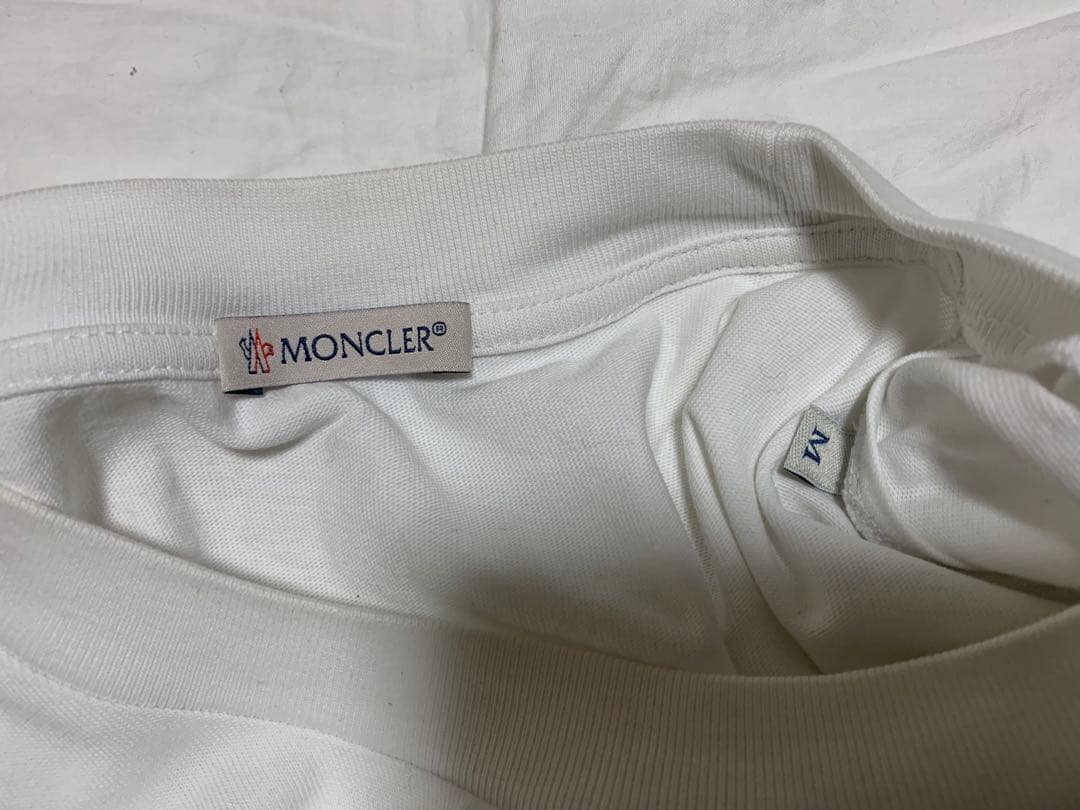 値下げ　モンクレール　ロゴ入り 長袖Tシャツ M