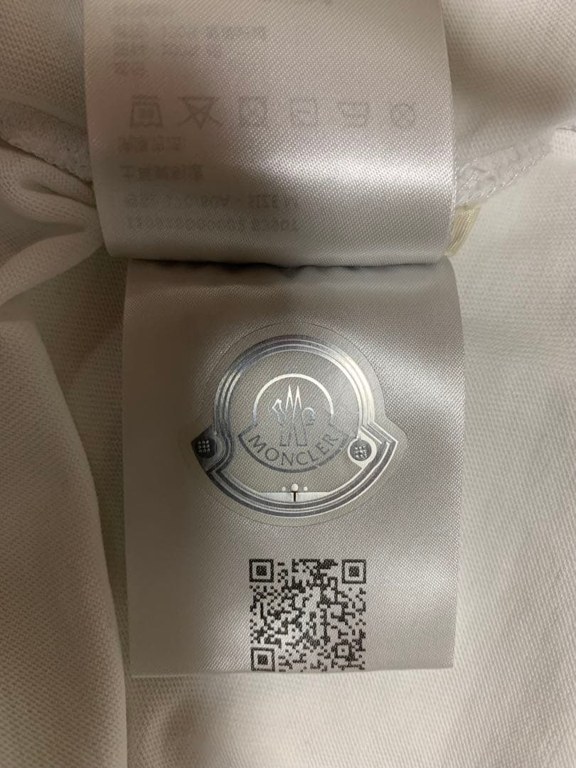 値下げ　モンクレール　ロゴ入り 長袖Tシャツ M