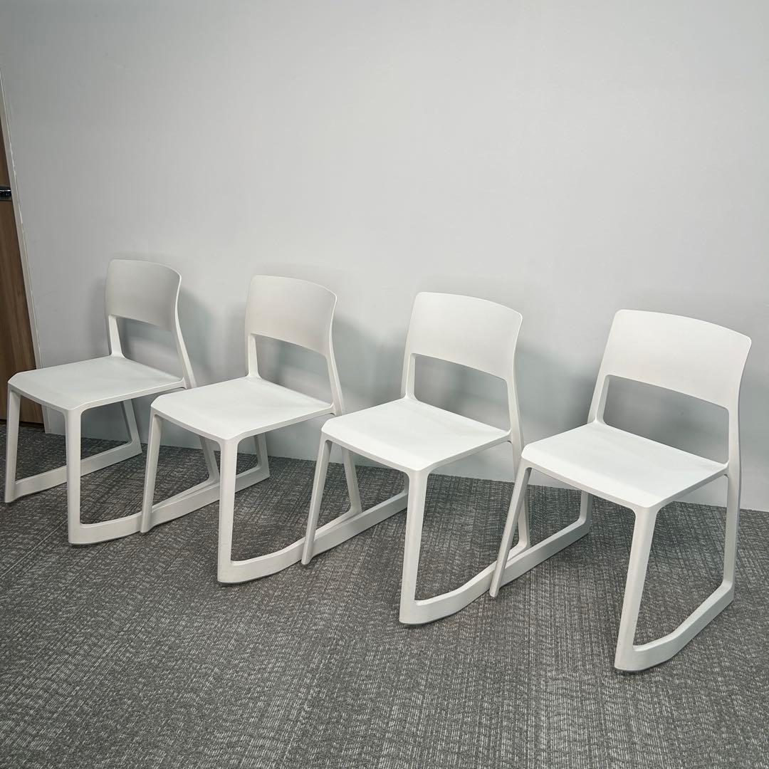 【4脚セット】vitraヴィトラ　tipton ティップトン　スタッキング.