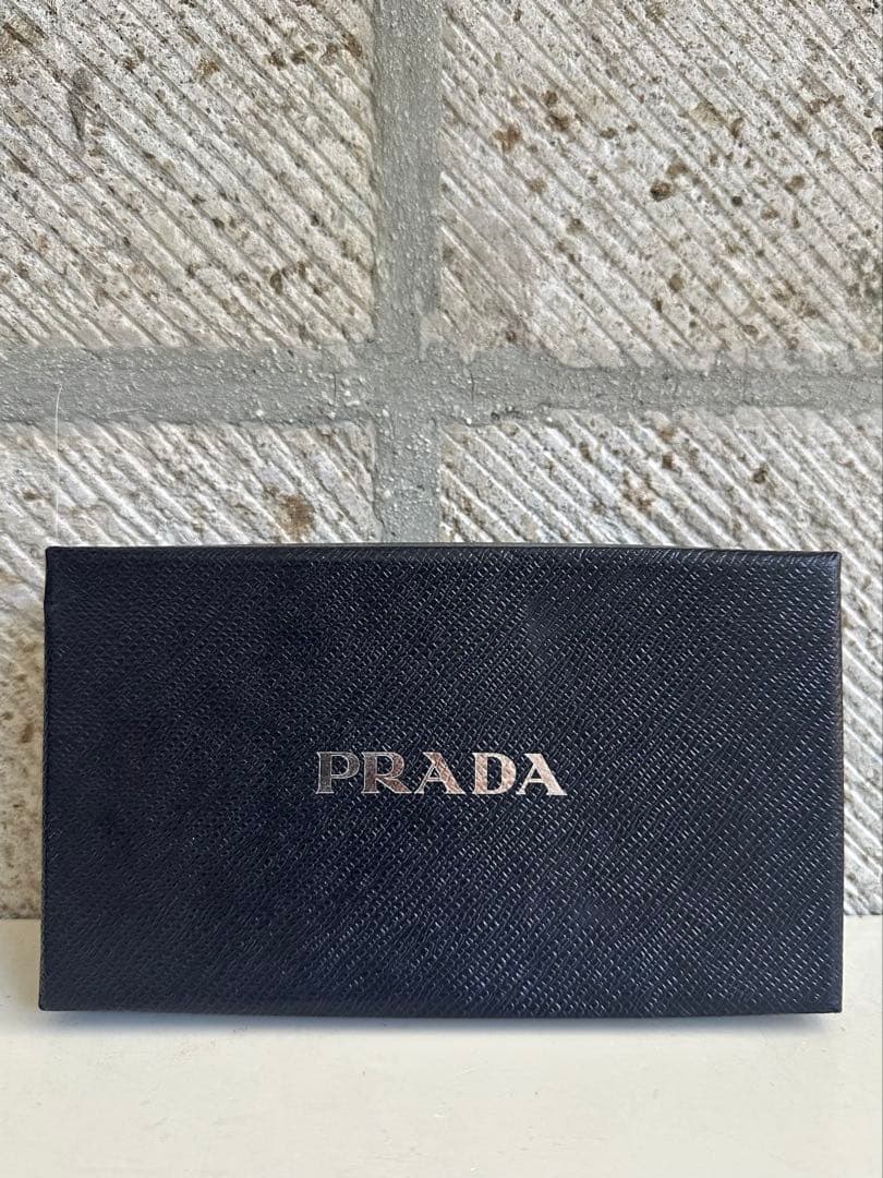 PRADA プラダ ロボットキーホルダーチャーム