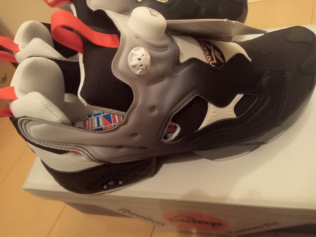 靴 Reebok INSTAPUMP FURY OG NM 265MM
