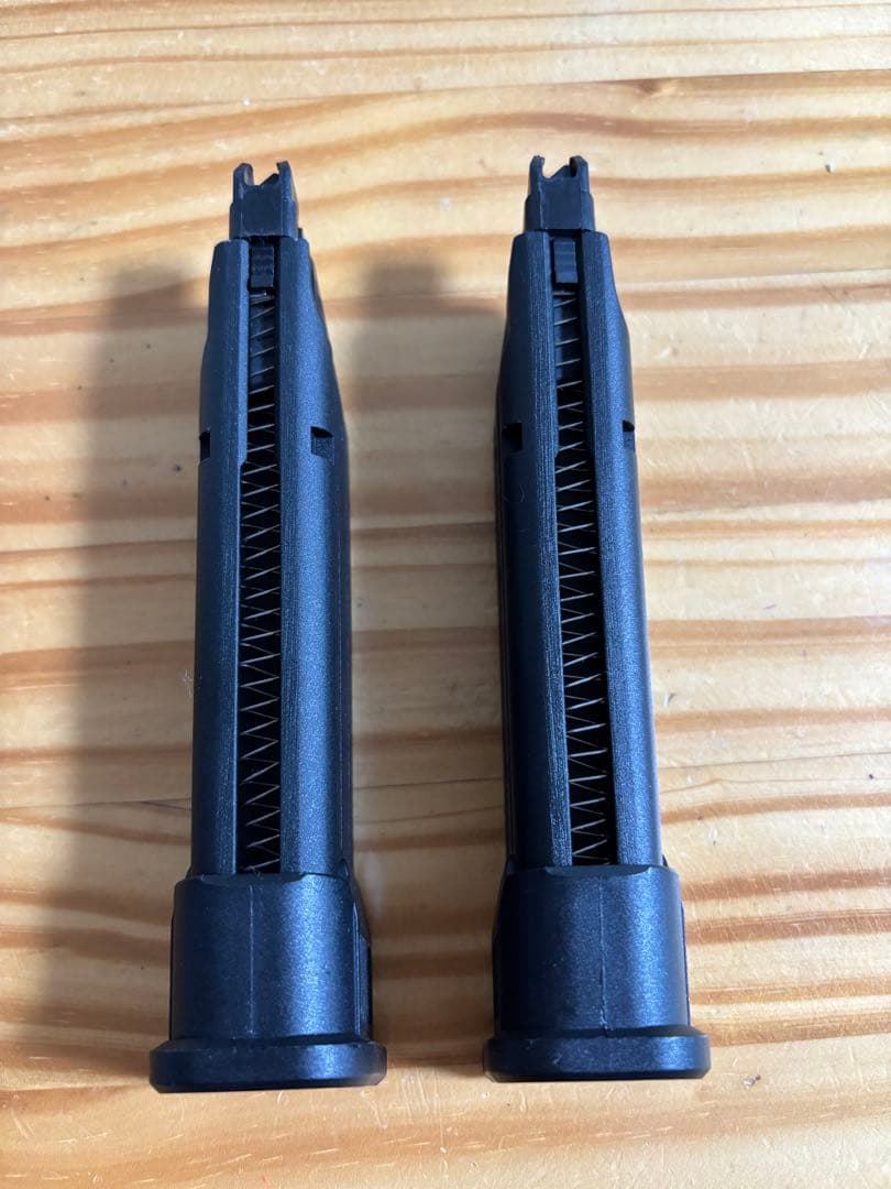 VFC SIG M17 co2マガジン　2本セット