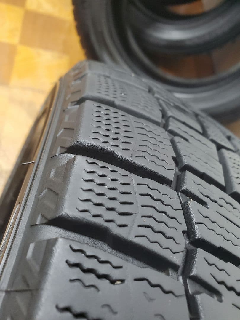185/60R15 スタッドレス ダンロップ WM02
