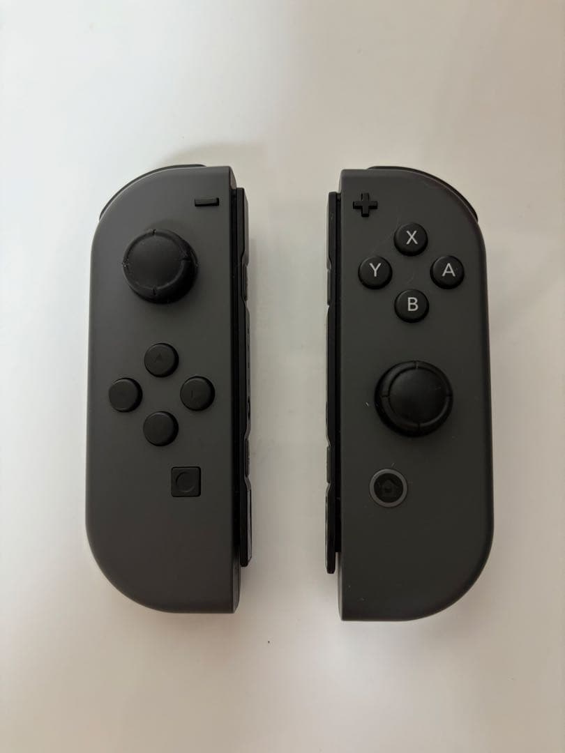 任天堂　Nintendo Switch スイッチ　本体　グレー　HAC-001