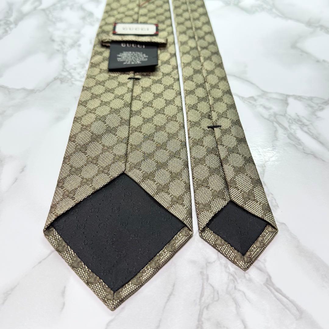 ✨極美品✨ 近年モデル GUCCI ネクタイ シルク GG柄 シェリーライン