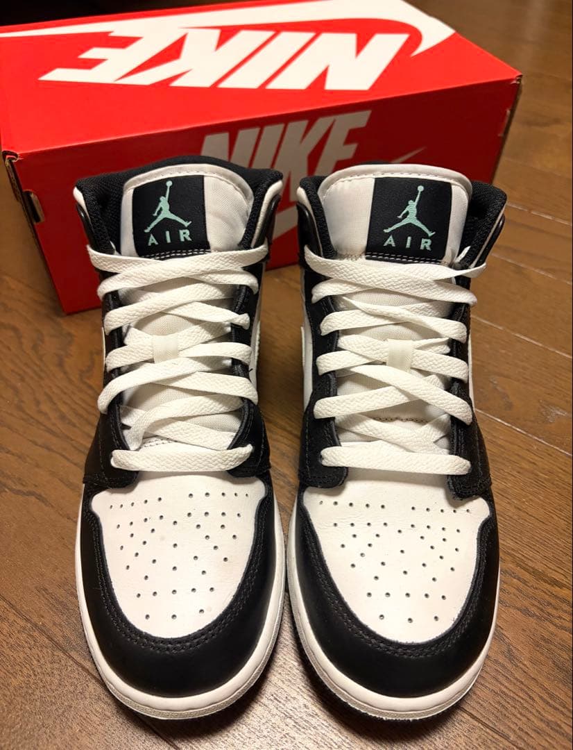 エアジョーダン1MID
