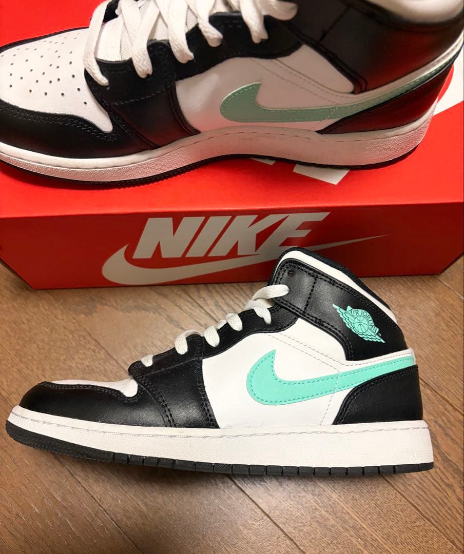 エアジョーダン1MID