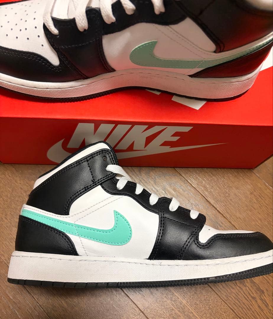 エアジョーダン1MID
