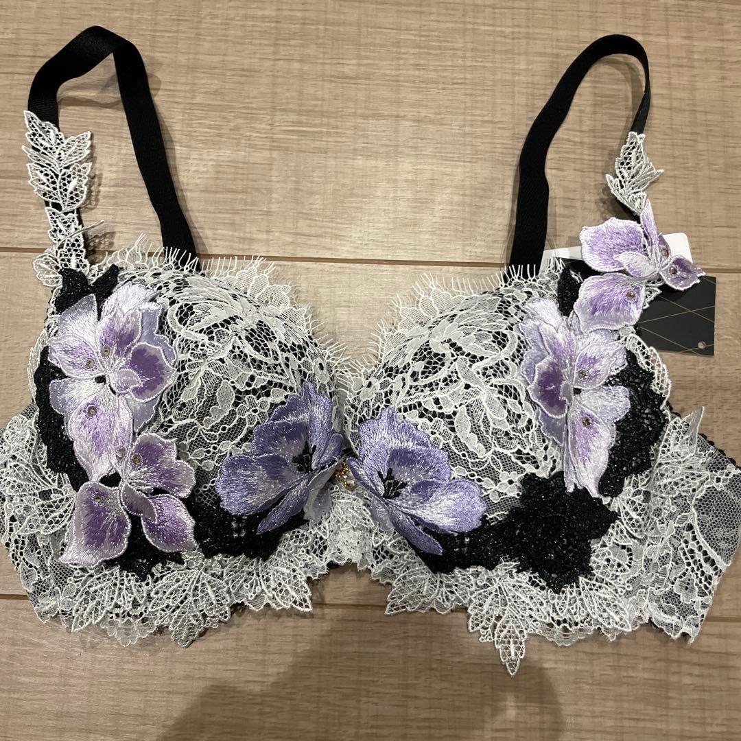Tomo✨サルート 花柄レース D75 ブラジャー、ショーツ、キャミソール