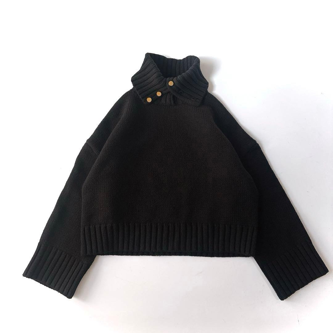 美品⁑スピックアンドスパン　ウール釦開きタートルネックニット　ブラック　黒　近年