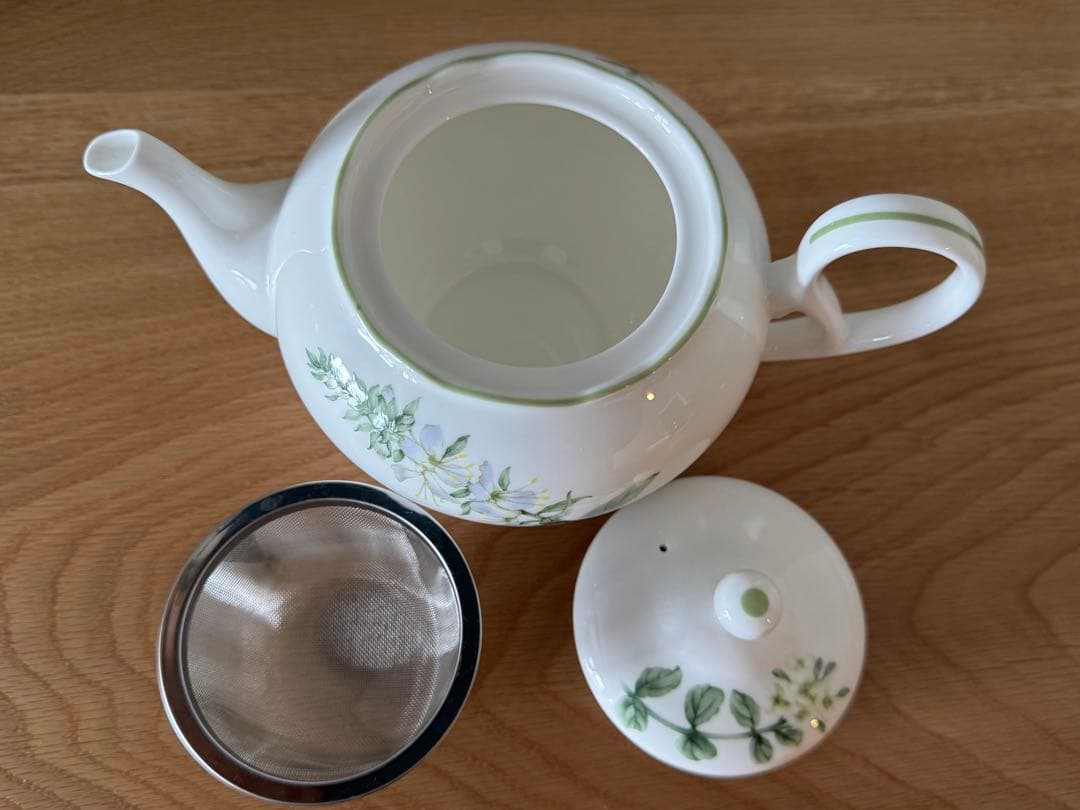 Noritake ティーセット 植物モチーフ