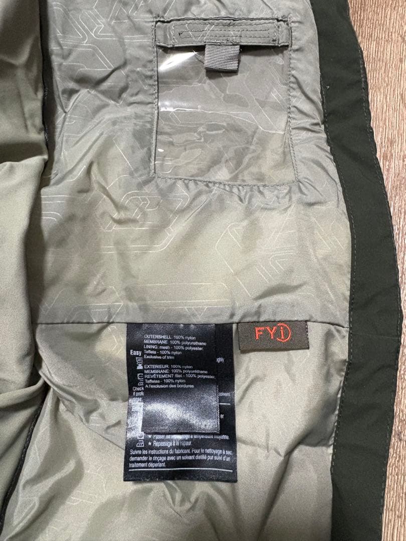 Burton バートン ak 2L cyclic jacket GORE-TEX