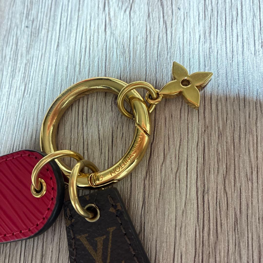 Louis Vuitton キーホルダー・キーリング　赤　モノグラム　エピ