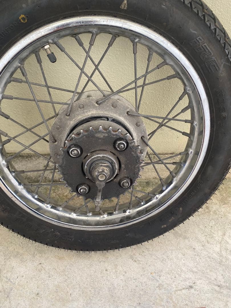 ホンダ　スーパーカブ110 14インチホイールセット（送料込み）